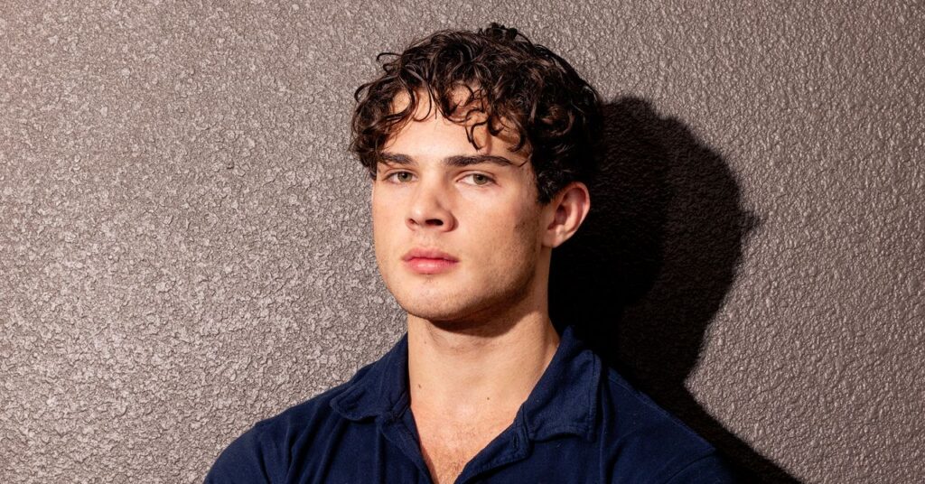 Female Looksmaxxer Alorah Ziva Is Suing Clavicular for Alleged Battery