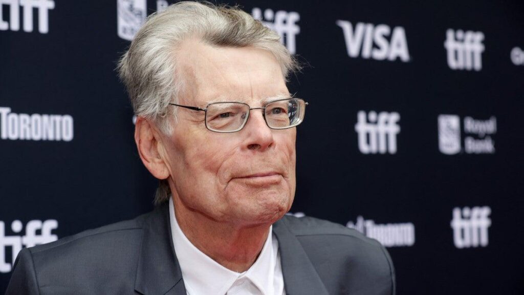Stephen King Rips Trump for Calling on ABC to Fire Kimmel: 'People Who Live in Glass Houses Shouldn’t Throw Sh-t'