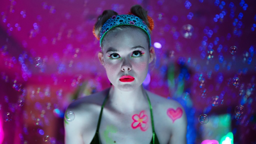 Elle Fanning Is "Really Proud" Of Nudity In 'Margo's Got Money Troubles'