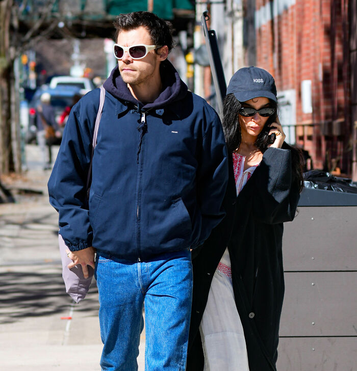 Harry Styles And Zoë Kravitz Are Engaged, And Fans Are All Saying The Same Thing