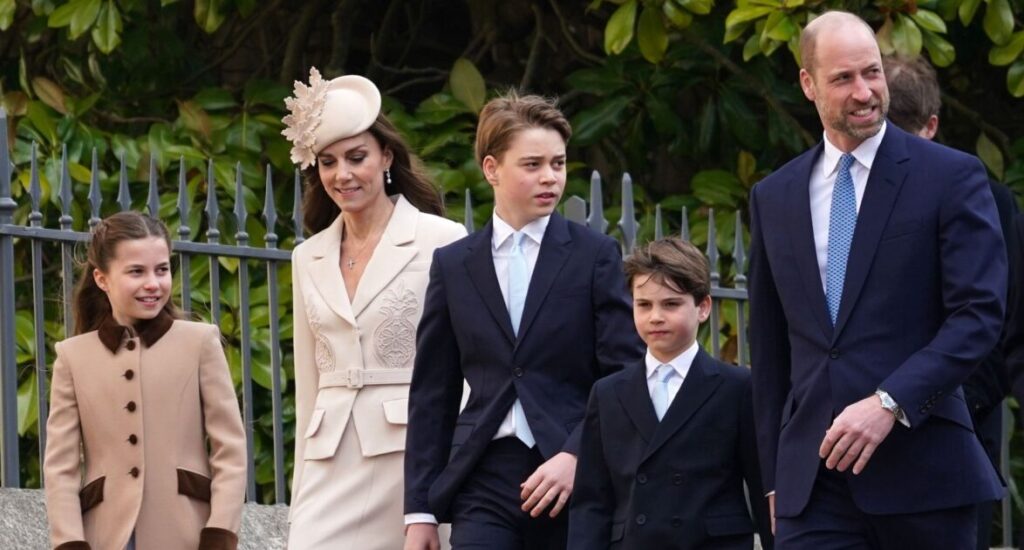 Kate & William Celebrate 15 Years with New Family Portrait