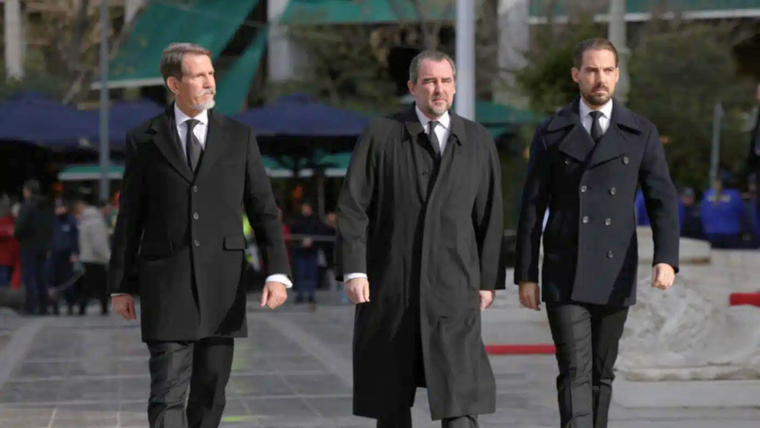 Greek court backs former royal family in citizenship ruling – The Greek Herald