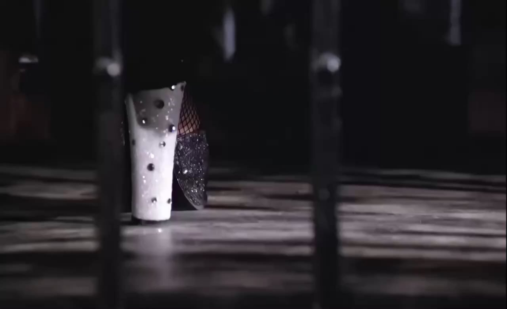 Happy 80th birthday to Tim Curry, here's his opening scene in 'The Rocky Horror Picture Show' as Dr. Frank-N-Furter, role that he originated in London, Los Angeles and Broadway