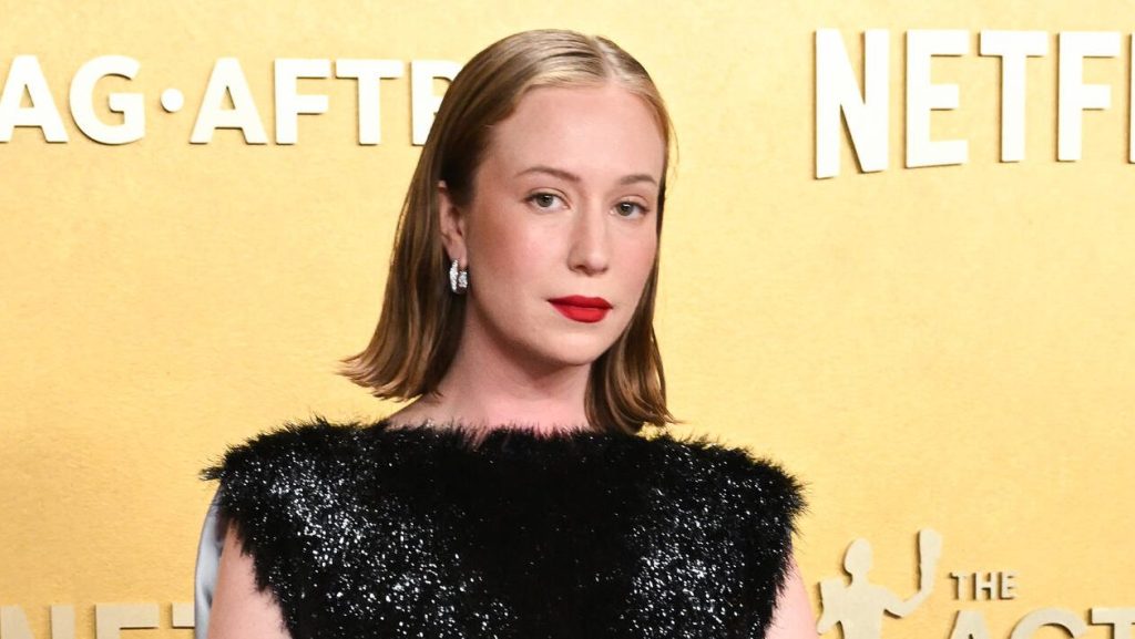 Hannah Einbinder Slams AI Creators As "Losers"