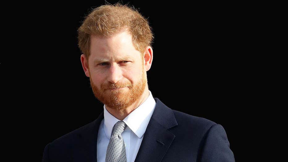 Queen Elizabeth’s aide, nicknamed ‘AK-47,’ clashed with Prince Harry in explosive ‘Tiaragate’: experts