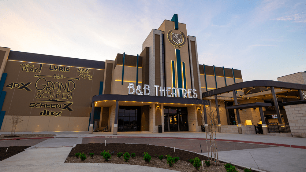 Movie Theater Owners Say Zendaya, Tom Holland Are Bankable Actors