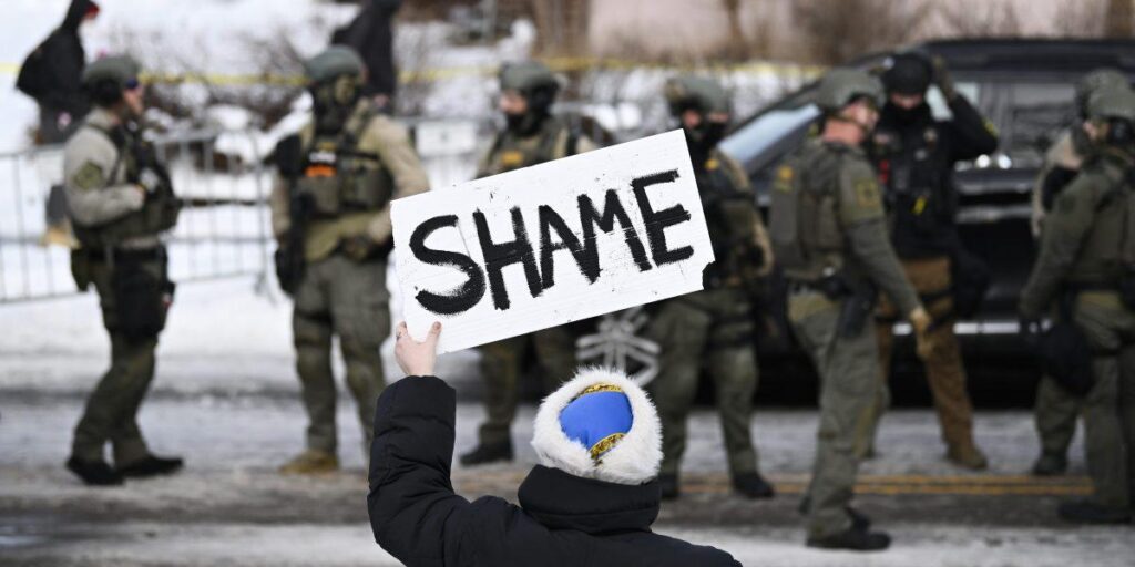 A Redditor Criticized ICE. Trump Is Trying to Unmask Them by Dragging the Company to a Secret Grand Jury.