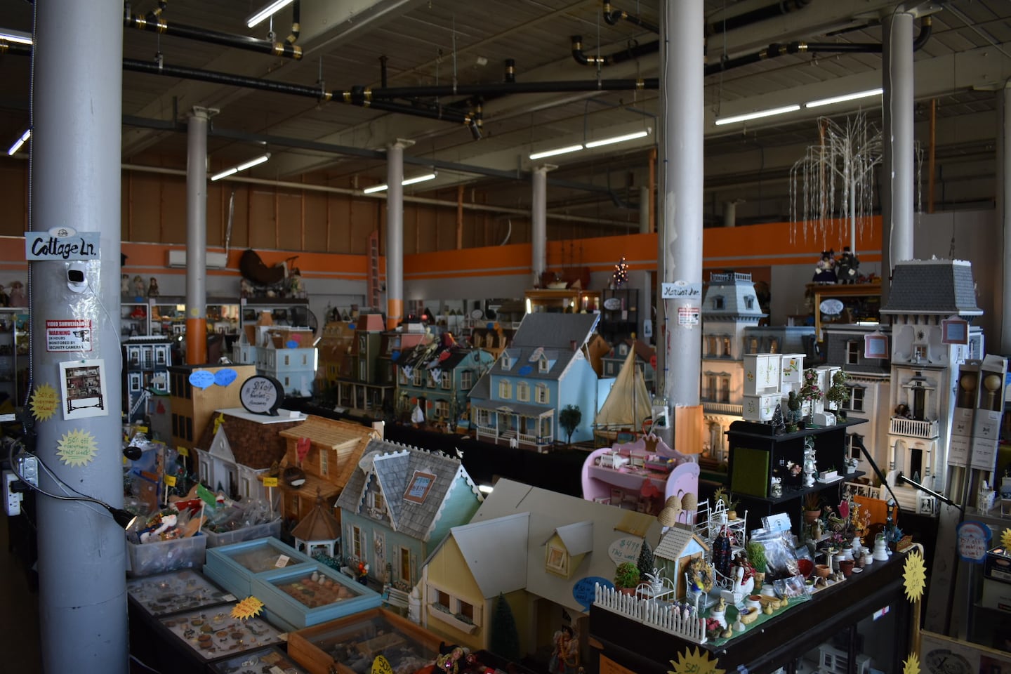 Flip This Dollhouse's old New Bedford location.