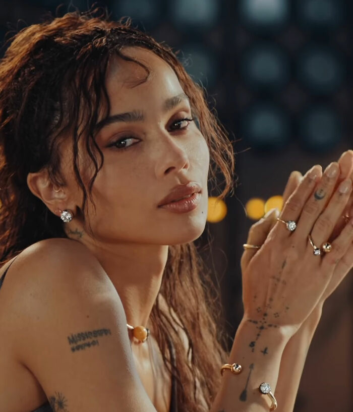 Harry Styles And Zoë Kravitz Are Engaged, And Fans Are All Saying The Same Thing