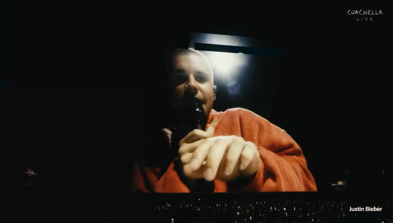 Justin Bieber sings ‘Baby’ at Coachella