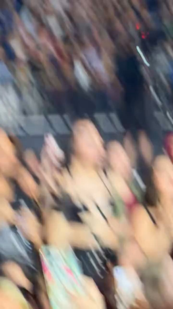 Selena Gomez went to the opening night of Demi Lovato’s ‘It’s Not That Deep Tour’