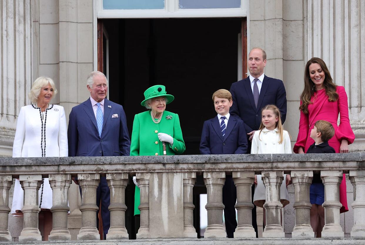 london, england june 05 lr camilla, duchess of cornwall, prince charles, prince of wales, queen elizabeth ii, prince george of cambridge, prince william, duke of cambridge, princess charlotte of cambridge, catherine, duchess of cambridge and prince louis of cambridge on the balcony of buckingham palace during the platinum jubilee pageant on june 05, 2022 in london, england the platinum jubilee of elizabeth ii is being celebrated from june 2 to june 5, 2022, in the uk and commonwealth to mark the 70th anniversary of the accession of queen elizabeth ii on 6 february 1952 photo by chris jacksongetty images