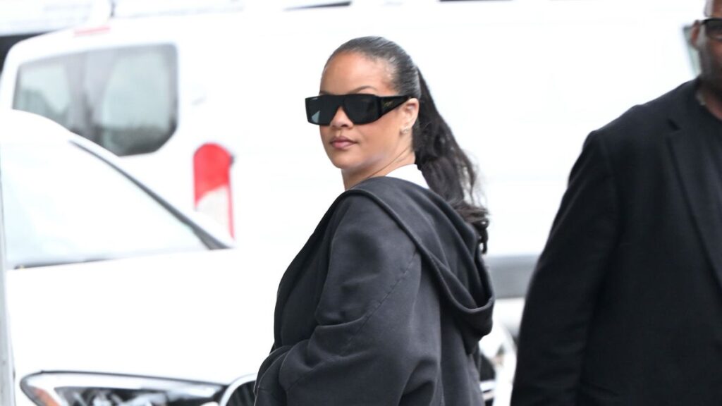 Rihanna reveals if she is pregnant with baby 4: The truth behind her viral photo