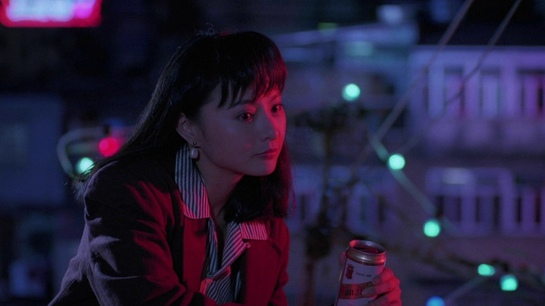 Moon Lee as Chitty, thinking about better days in Angel Terminators 2