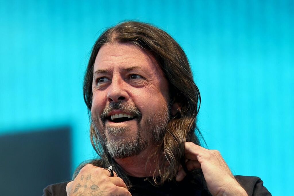 Dave Grohl Names Huge '90s Grunge Band as His 'Favorite Band Now'
