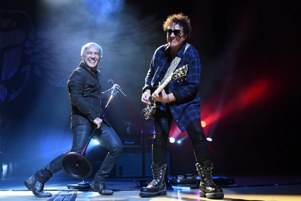 Neal Schon Responds to Arnel Pineda's Journey Tour Allegations