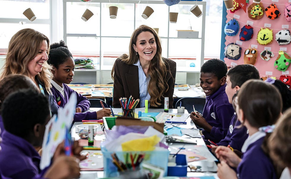croydon, england february 12: catherine, princess of wales speaks to children as she visits castle hill academy in new addington, croydon to mark childrens mental health week 2026 as a patron of place2be, a uk childrens mental health charity on february 12, 2026 in croydon, england. (photo by richard pohle wpa pool/getty images)