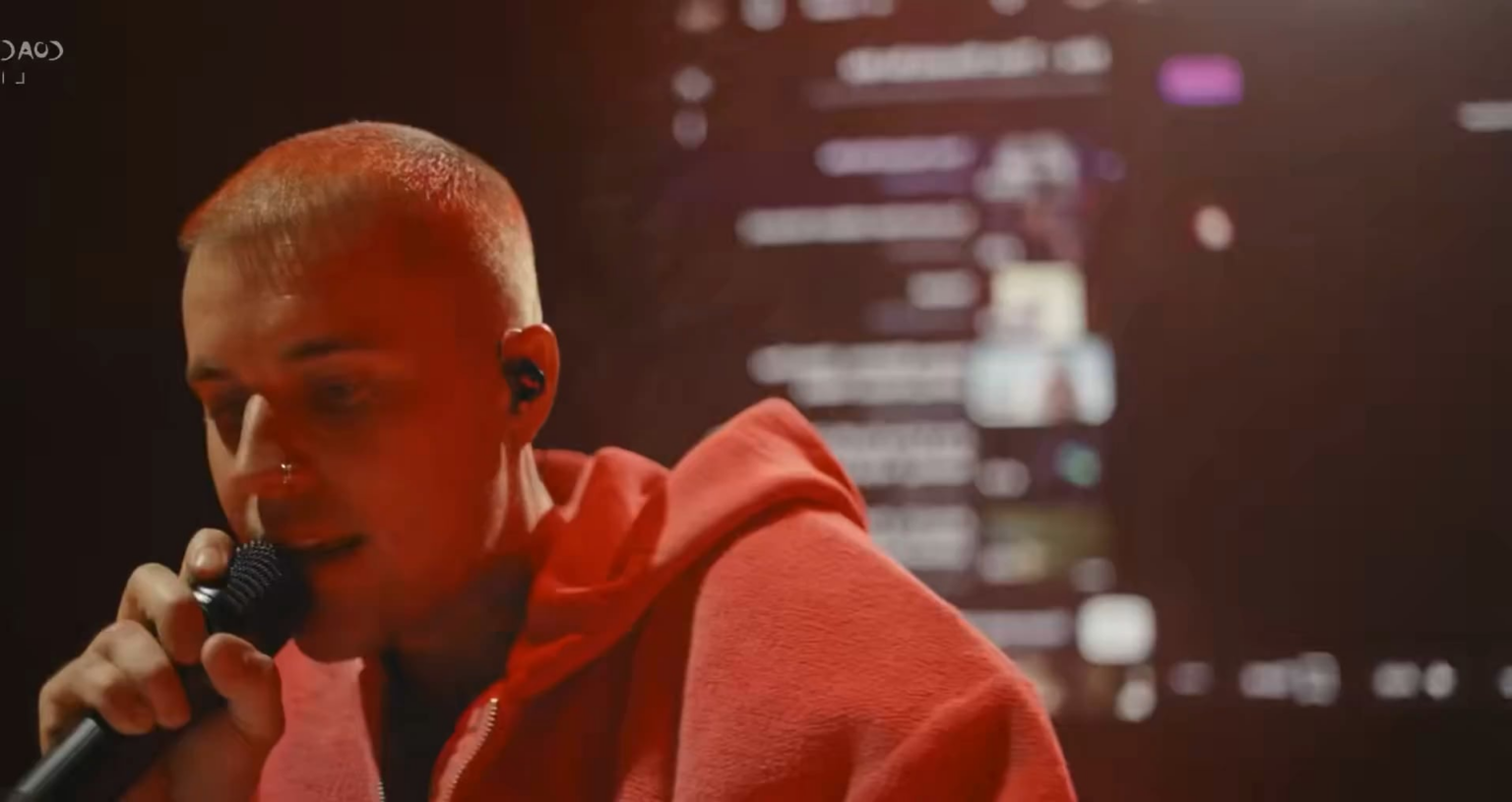 Justin Bieber sings ‘Beauty And A Beat’ at Coachella