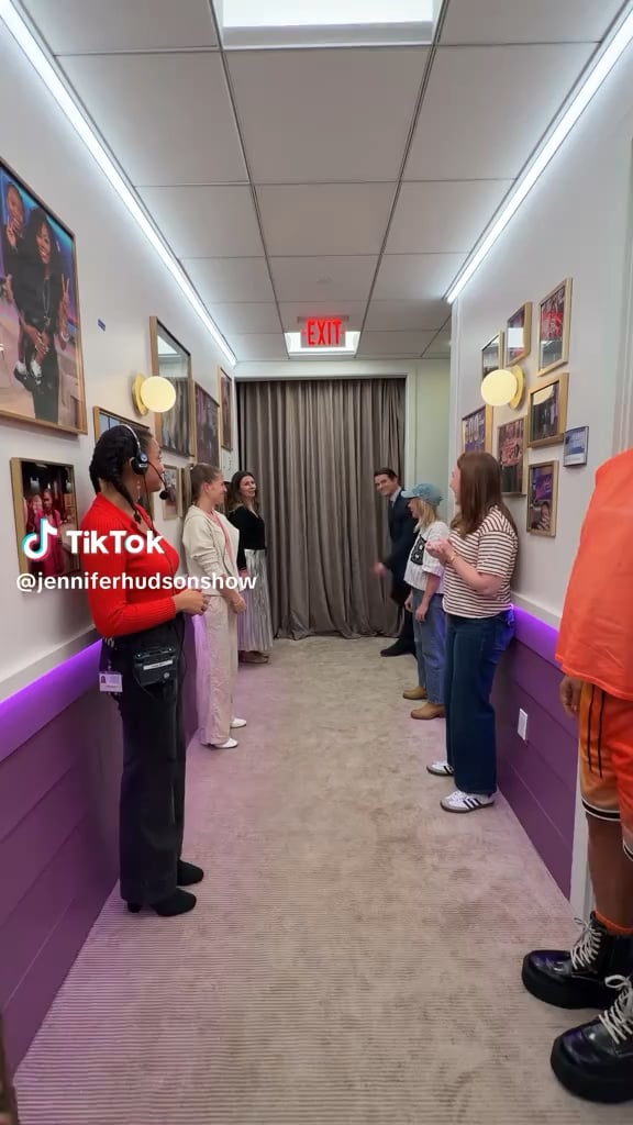 Jason Ritter gives a great dance performance in the ‘Jennifer Hudson Show’ spirit tunnel