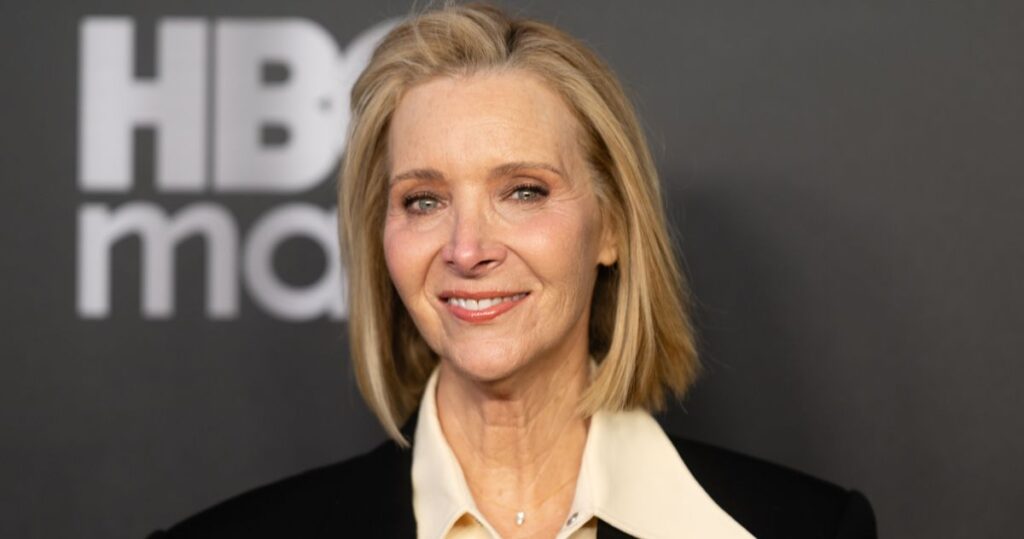 Lisa Kudrow Discusses Friends Sexual Harassment from Writers