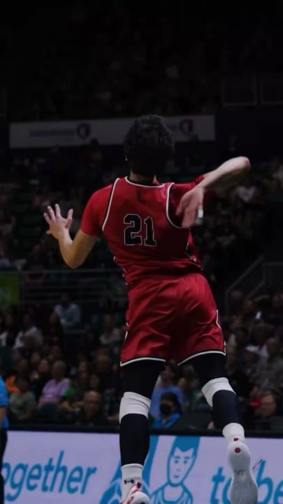 Jordan Lucas is a CSUN volleyball player known for his big on‑court celebrations. UC Irvine announcer Charlie Brande reacted by saying he was “amazed [Lucas] hasn’t been popped by somebody.” Lucas is openly gay & the celebrations are part of his self‑expression. Brande, meanwhile is now out of a gig