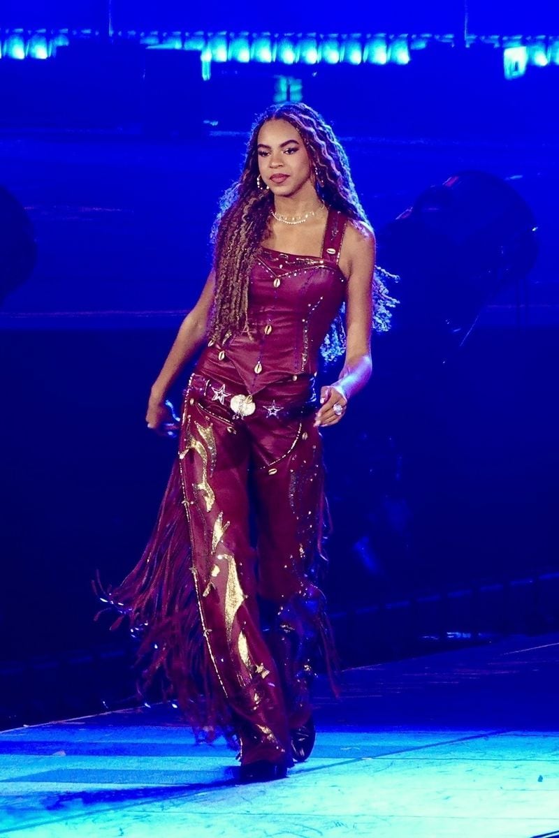 Both Blue Ivy and Rumi Carter have been raised in an environment where creativity, discipline, and visual storytelling are part of everyday life. 