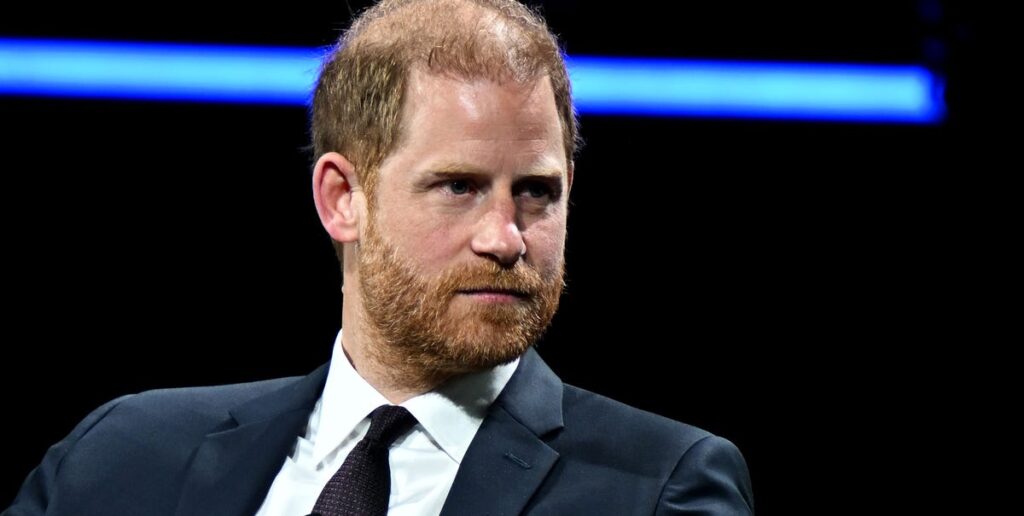Prince Harry's alleged intimate messages with female journalist revealed in full