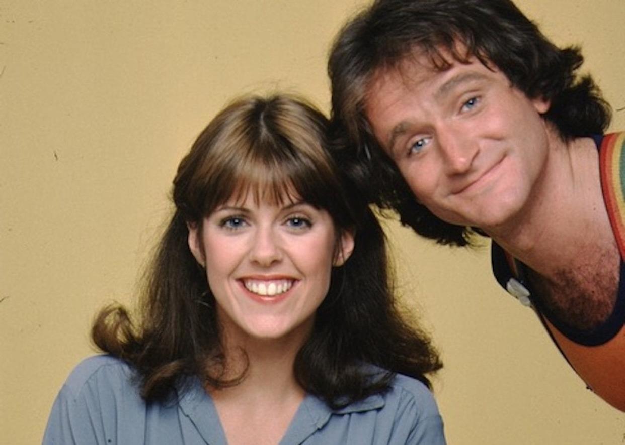 Actor Robin Williams and Actress Pam Dawber of 'Mork & Mindy' in 1978 in Los Angeles, California. - 