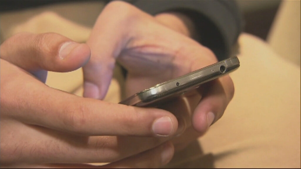 Celebrity imposter scams on the rise station icon