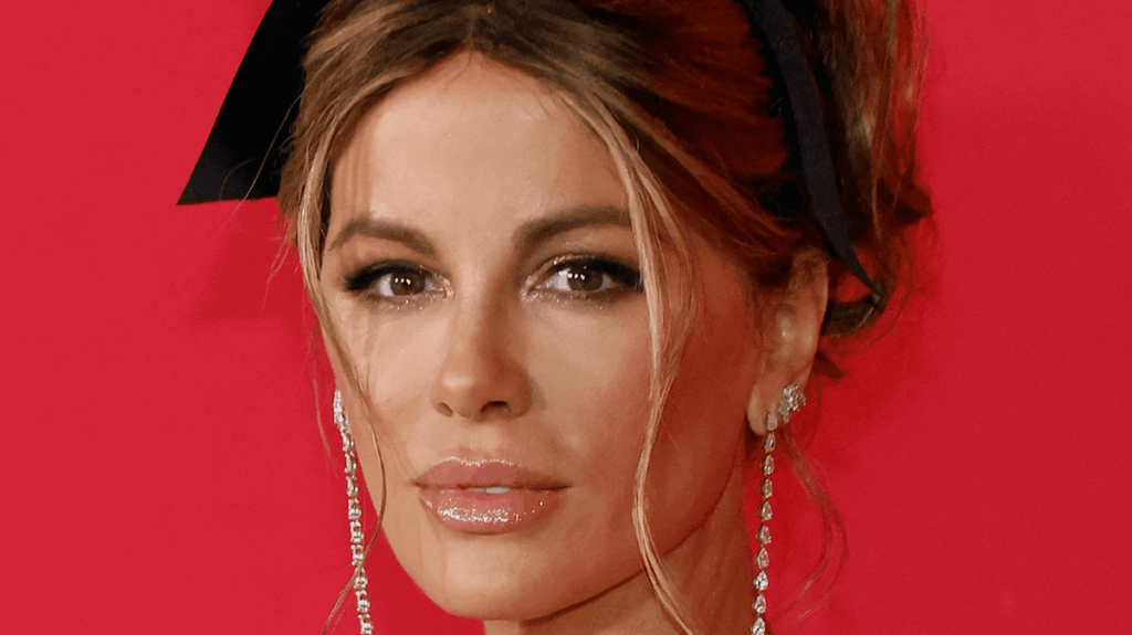 Kate Beckinsale says Mark Ruffalo ‘benefits from having a penis’ after being fired by agent icon