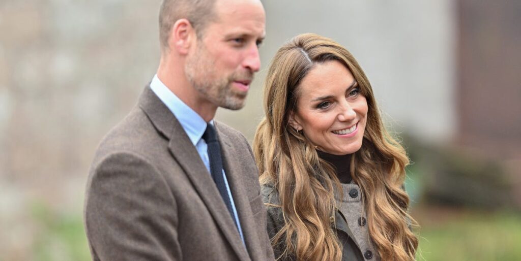 New royal family portrait gives intimate behind-the-scenes look at William, Kate and children