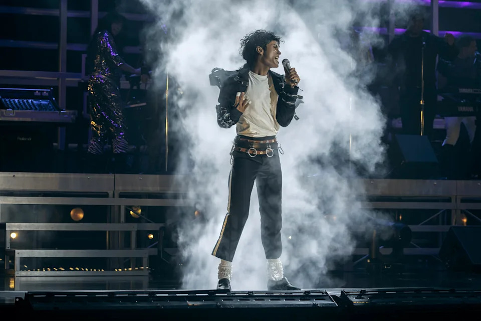 Jaafar Jackson sings onstage as Michael Jackson in the Michael biopic.