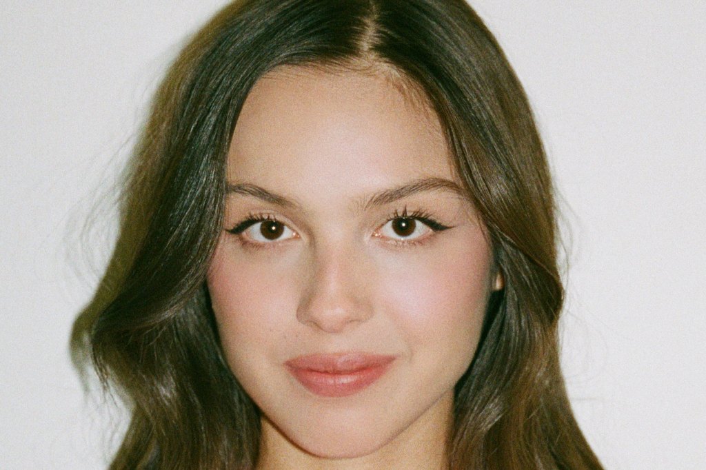 Olivia Rodrigo’s ‘Drop Dead’ Debuts at No. 1 on Hot 100