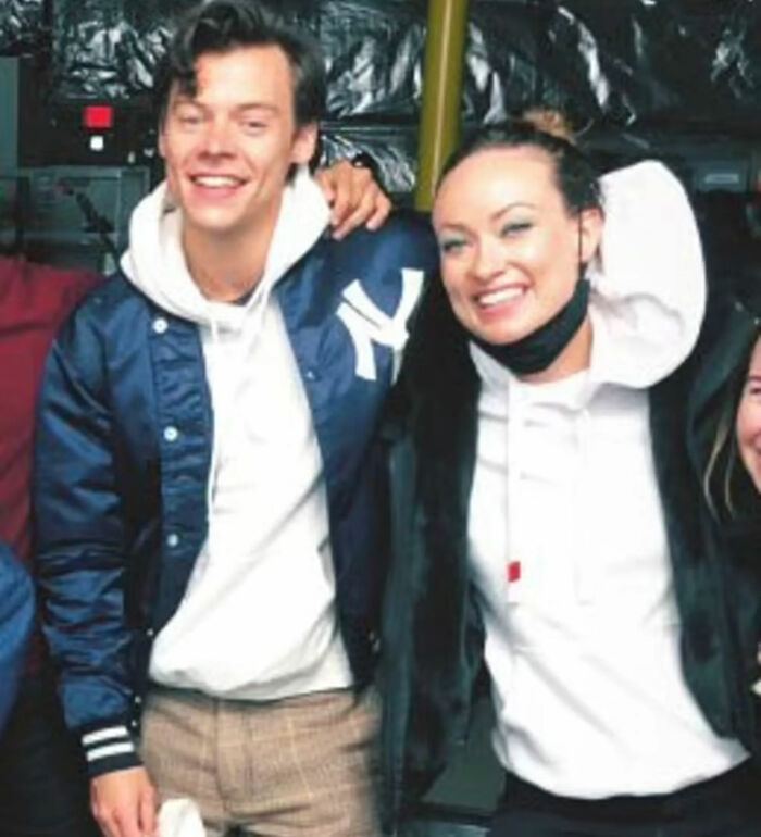 Harry Styles And Zoë Kravitz Are Engaged, And Fans Are All Saying The Same Thing