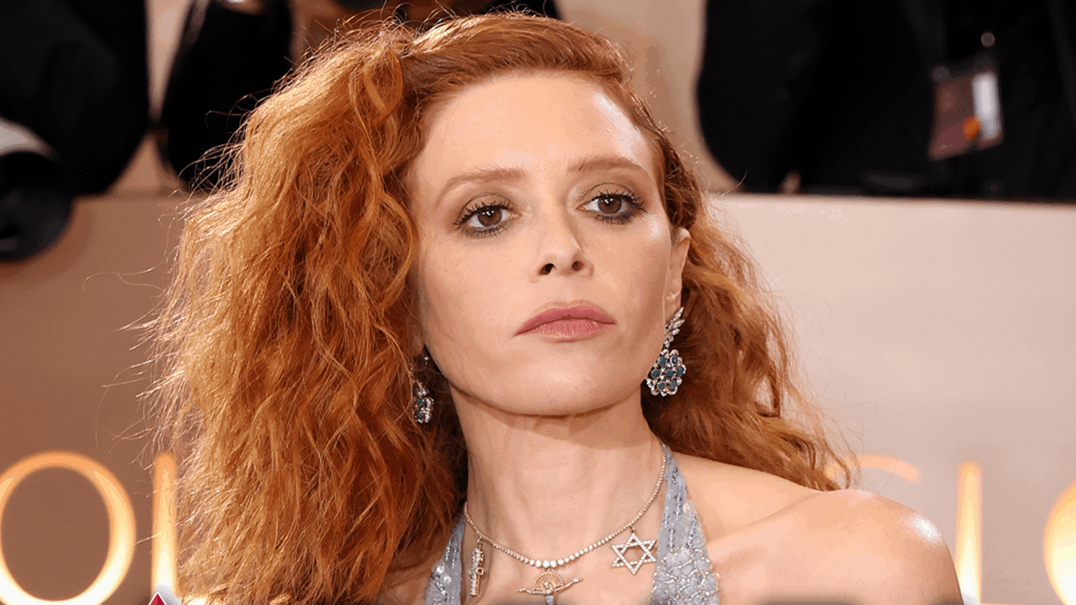 Natasha Lyonne Escorted Off Flight Hours After 'Euphoria' S3 Premiere