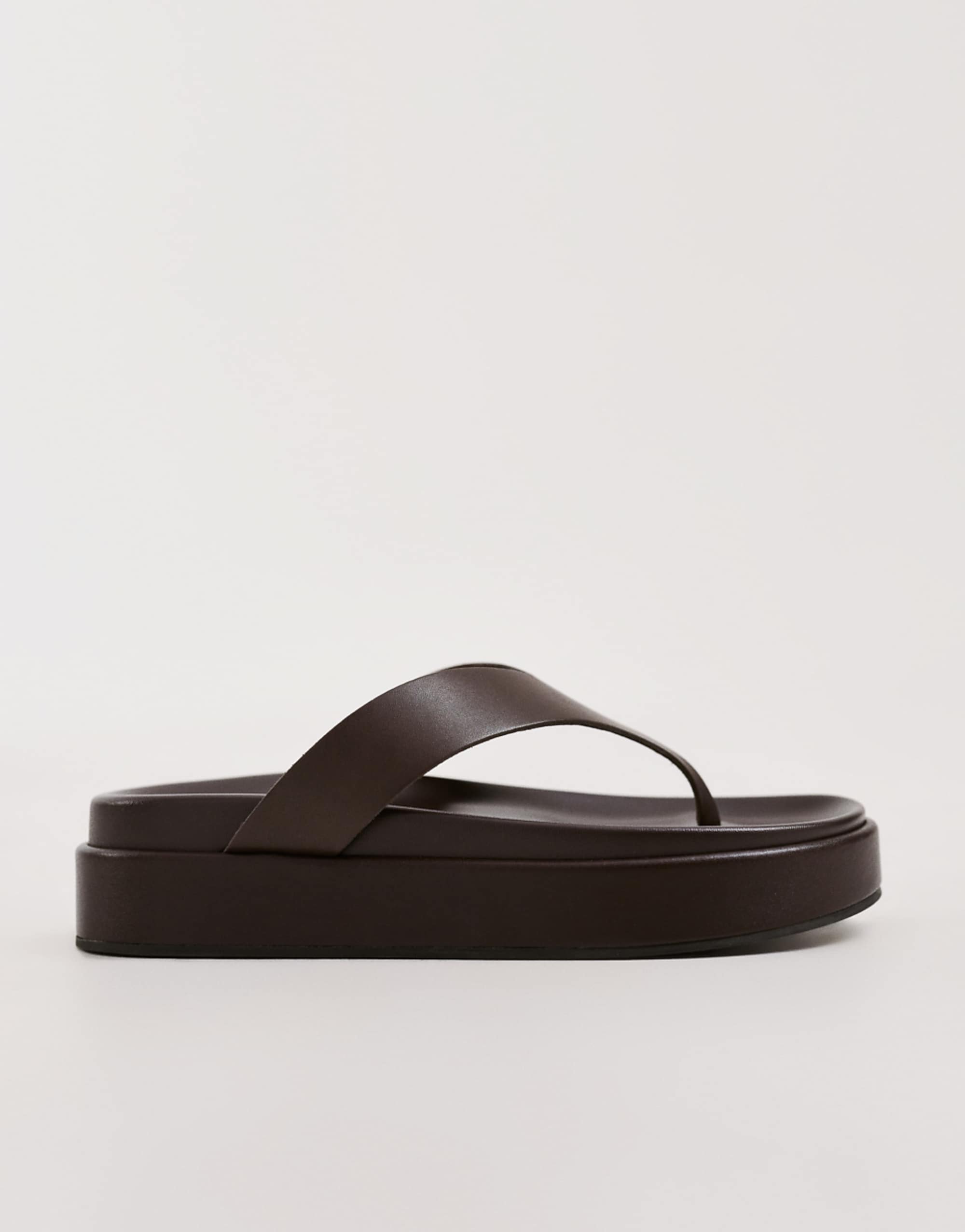 Tony Bianco Jetta Toe Thong Flatform Sandals in Chocolate Brown