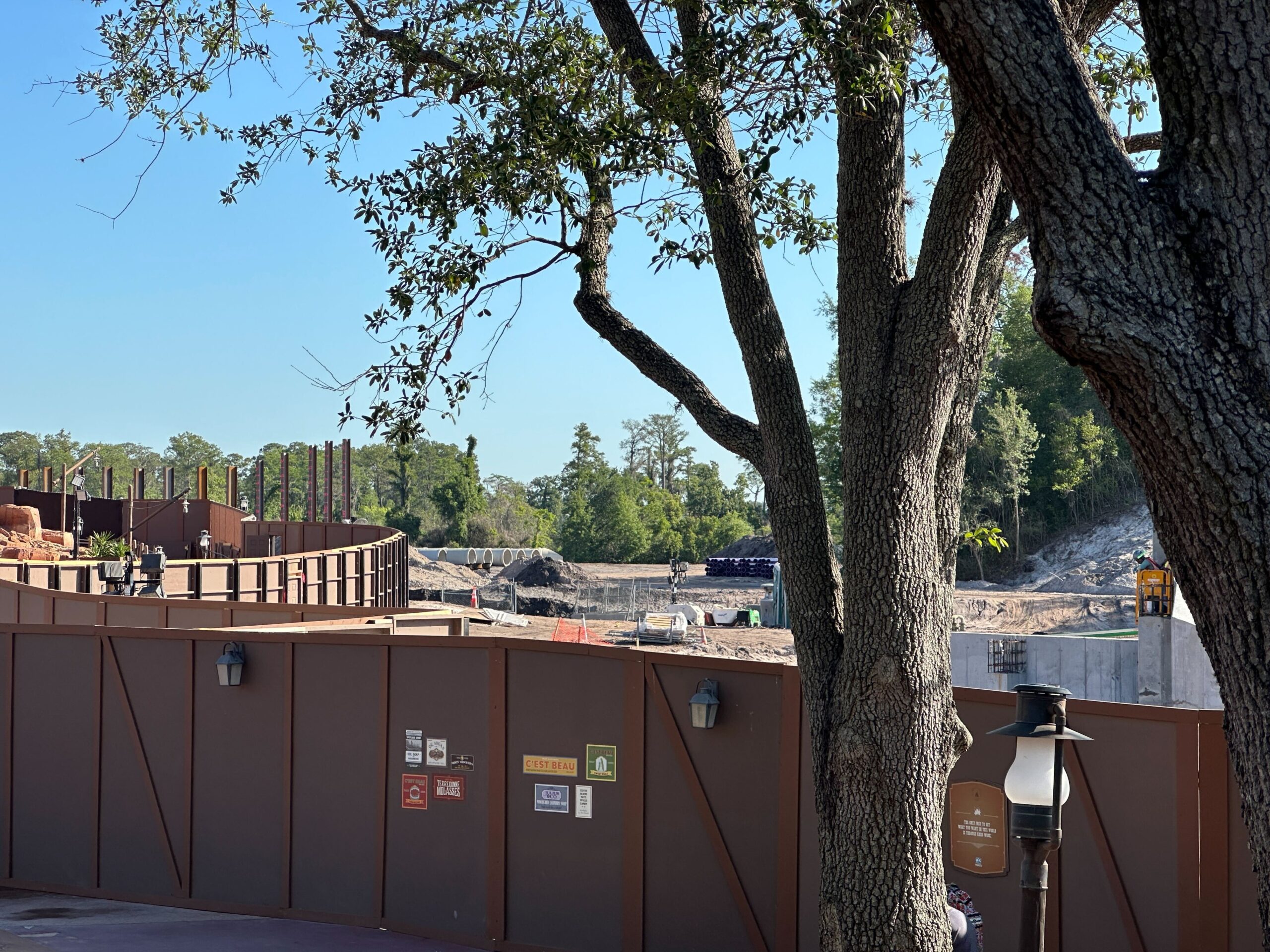 Piston Peak and Big Thunder Mountain construction at Magic Kingdom