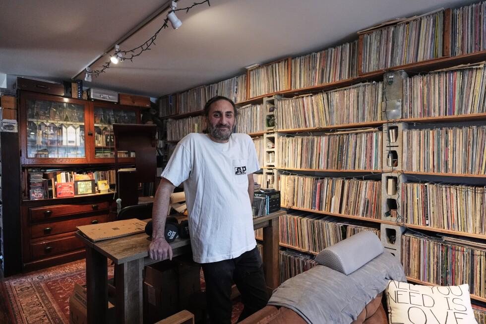Volunteers turn a fan's recordings of 10,000 concerts into an online treasure trove