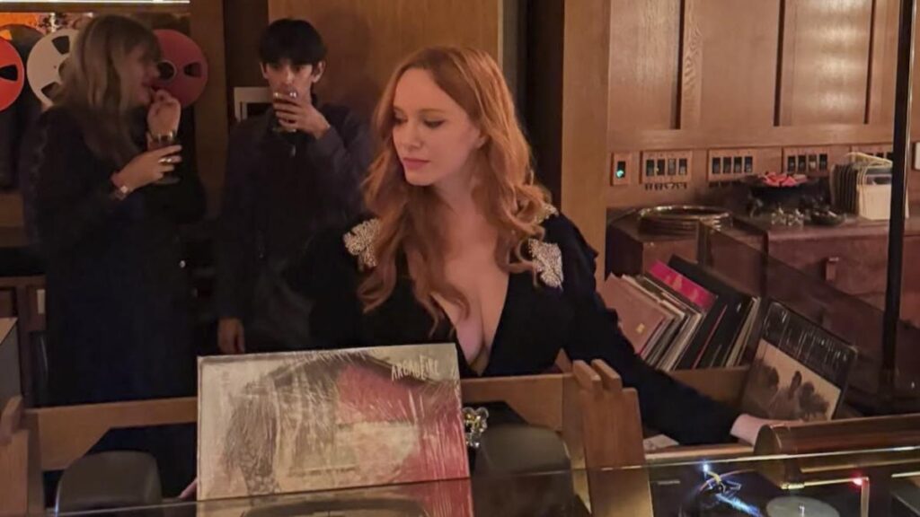 Mad Men's Christina Hendricks Spun a 4-Hour "Shoe Pop Dream Gaze" DJ Set at a San Diego Bar on April Fool's Day