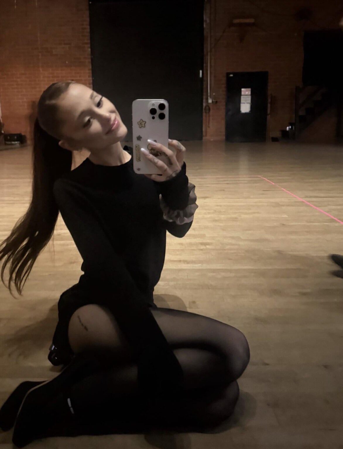 Ariana Grande has brought her long ponytail back