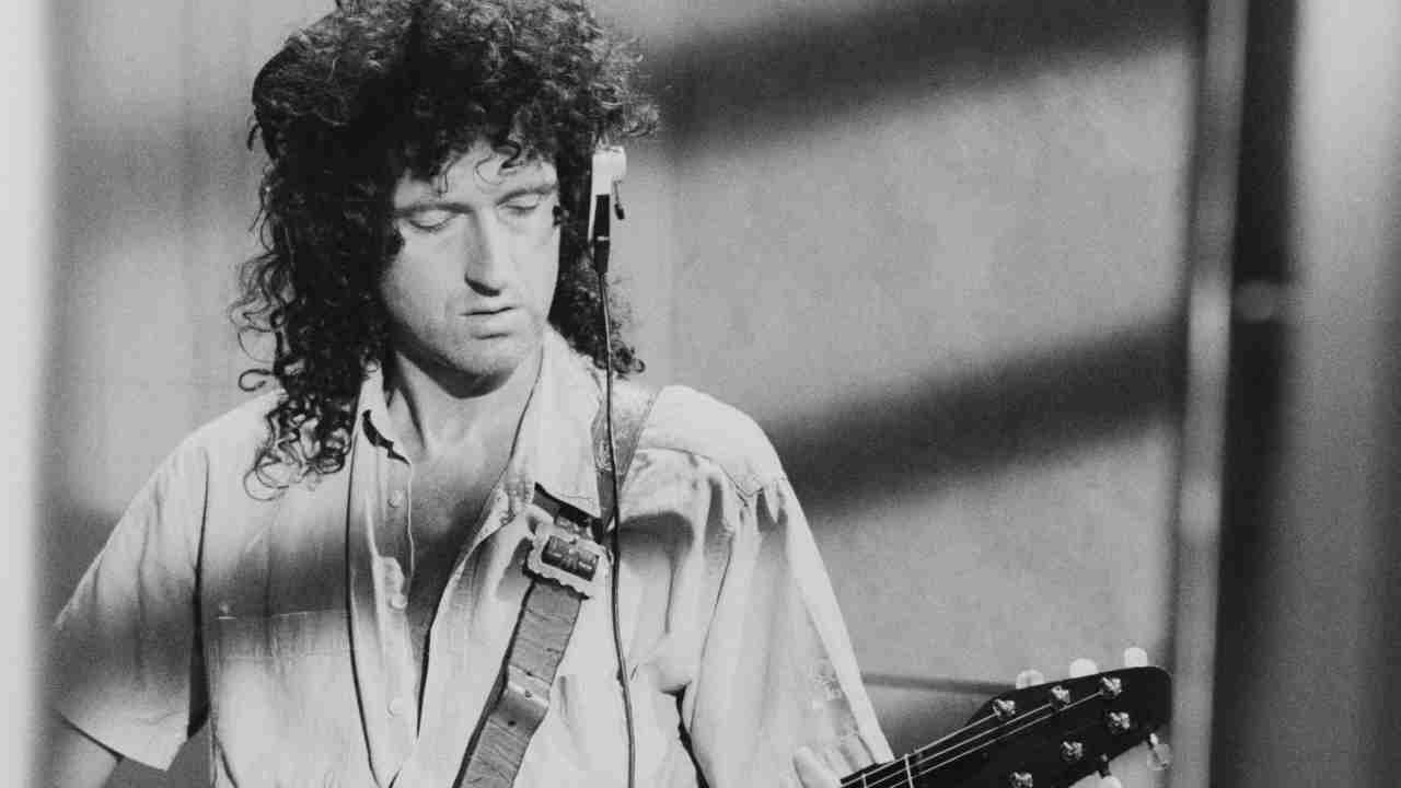 Queen&rsquo;s Brian May playing in the studio in the late 1980s