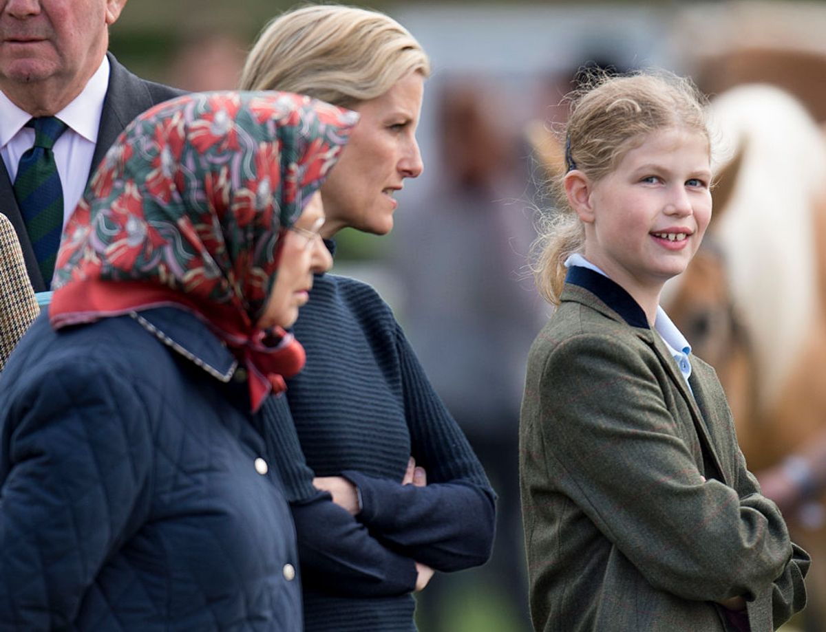 Louise with her mum and late grandmother, the Queen