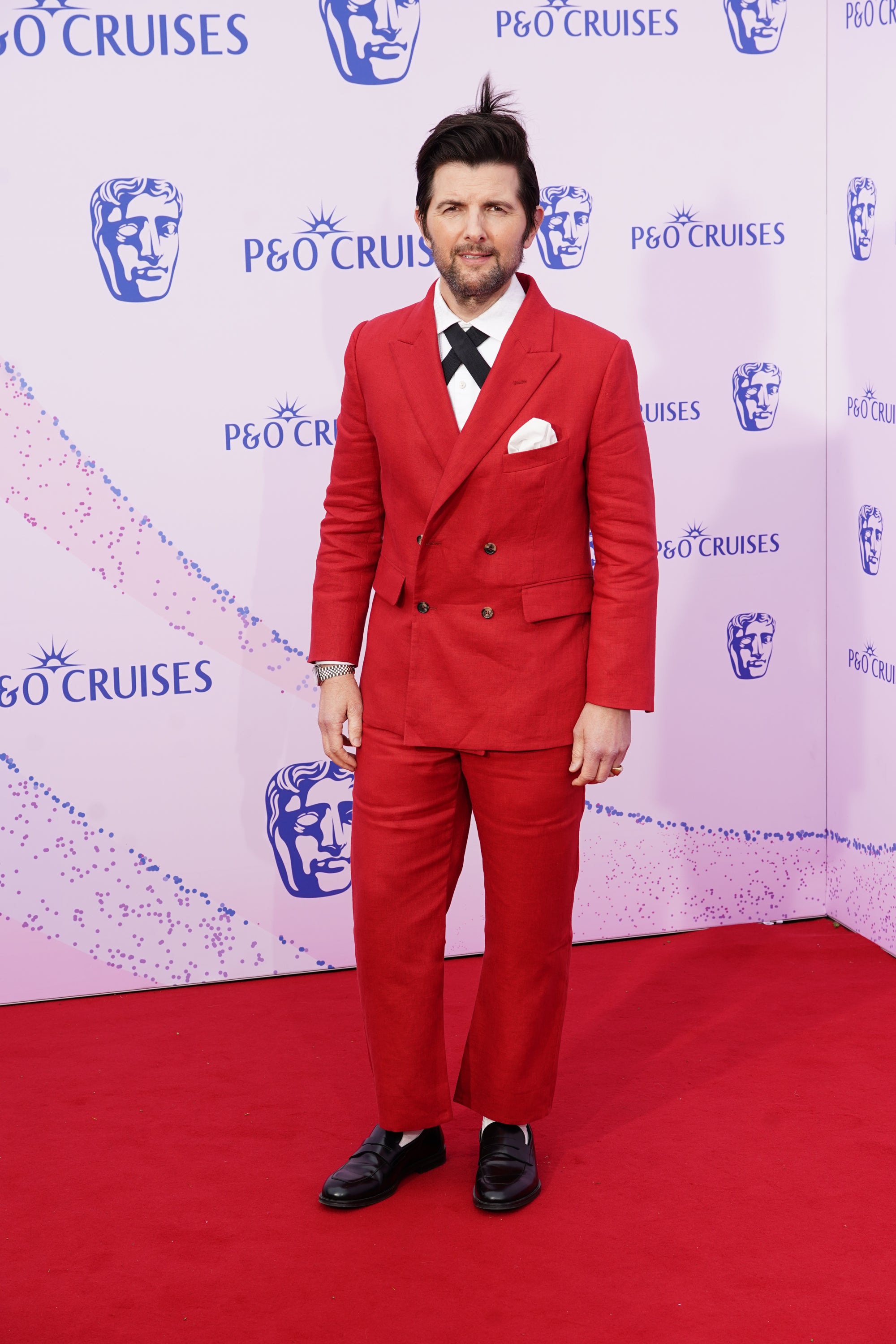 Adam Scott also opted for red