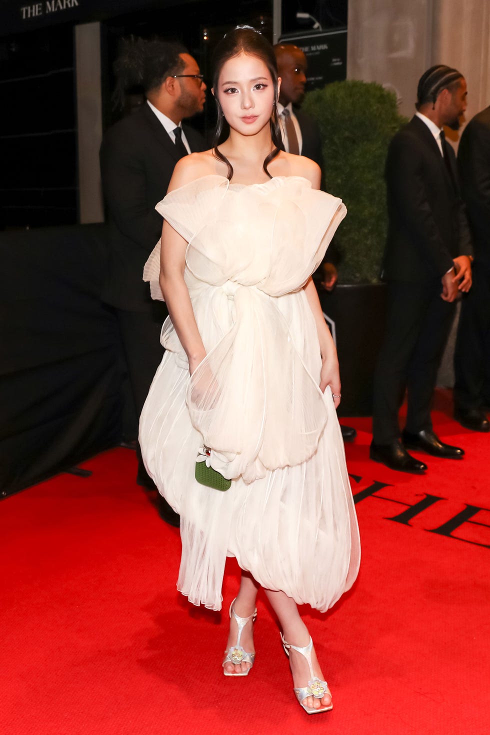 mandatory credit photo by neil rasmusshutterstock 16859918jjisoomet gala 2026 at the mark hotel returns, the mark hotel, nyc, new york, united states  04 may 2026