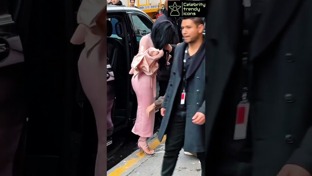 Kim Kardashian coming for an Event 😍♥️ #kimkardashian