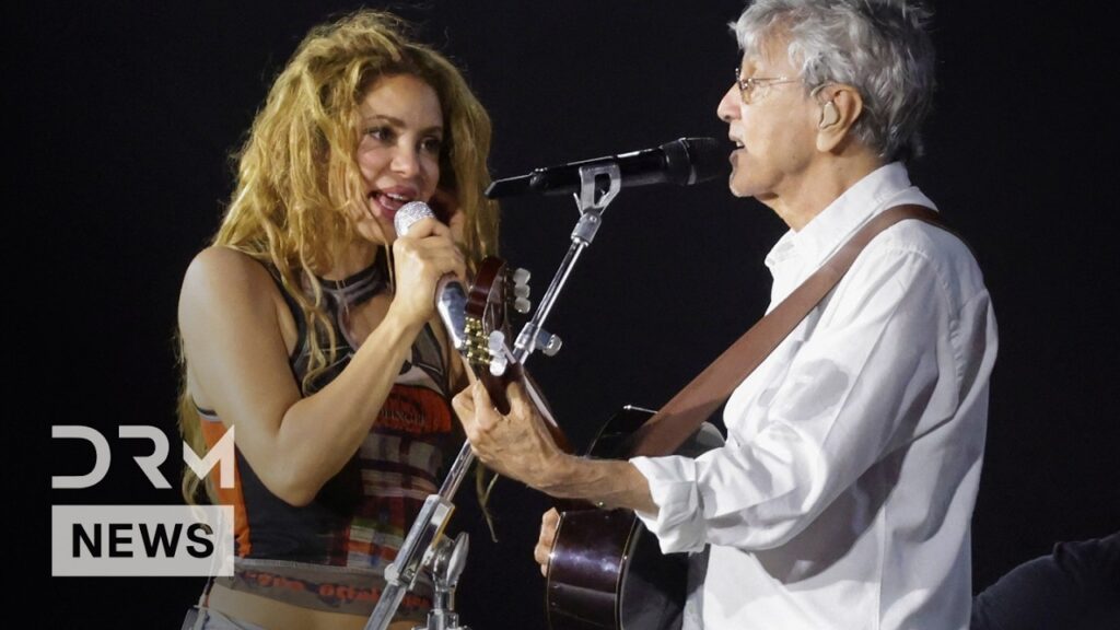 WATCH: Shakira Fans Flood Copacabana for FREE Mega Concert | Rio Prepares for Record Crowd | AA15