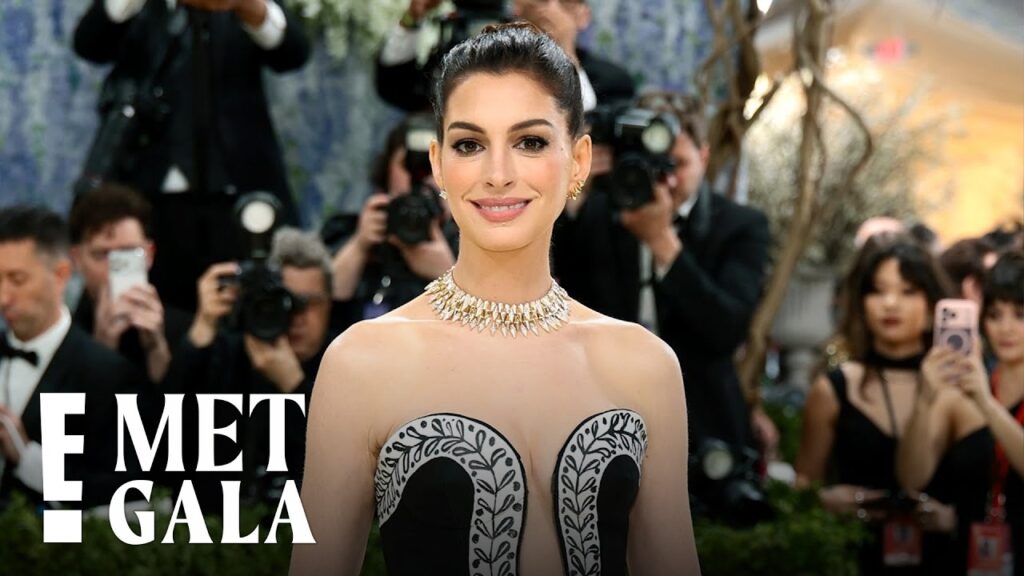 Anne Hathaway’s Met Gala 2026 Dress Is An Ode to the Grecian Urn | E! News