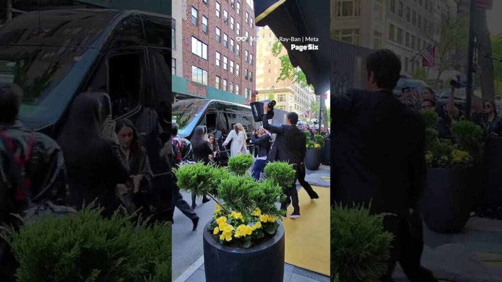 "Euphoria" star Hunter Schafer seen leaving The Carlyle to attend the 2026 Met Gala 🤍 #shorts