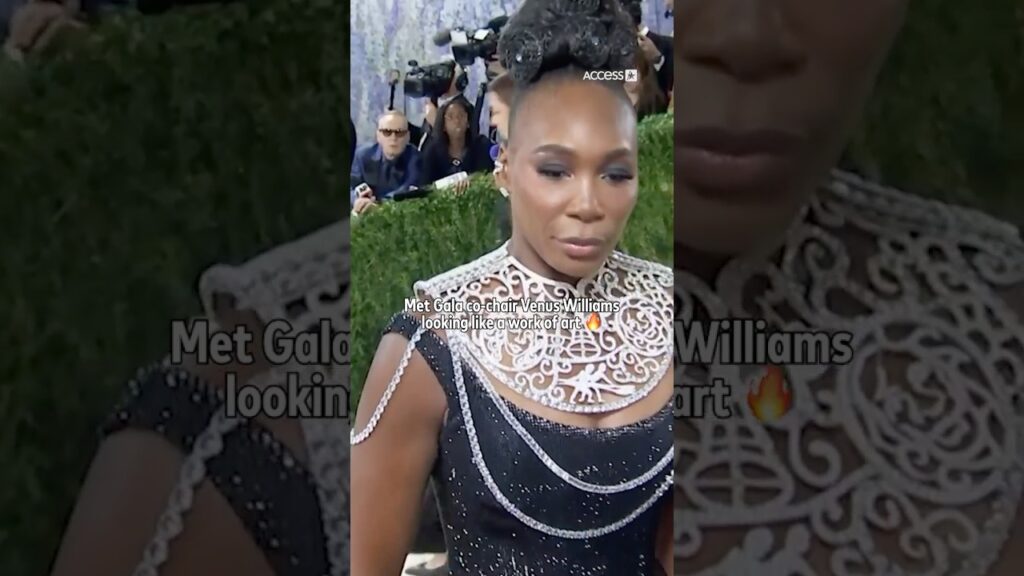 #MetGala co-chair Venus Williams looks like a work of art tonight ✨ #awardseason