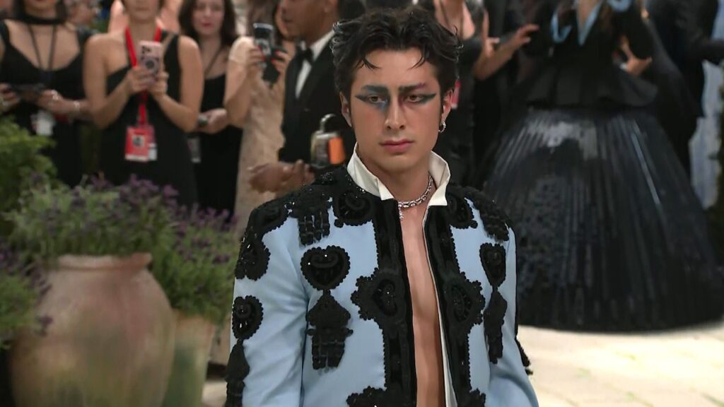Met Gala 2026: Hudson Williams Goes BOLD With Blue Makeup in Matador-Inspired Look